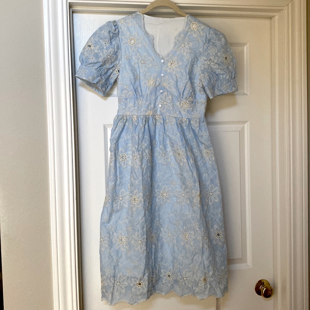 NWT girl’s dress Large
